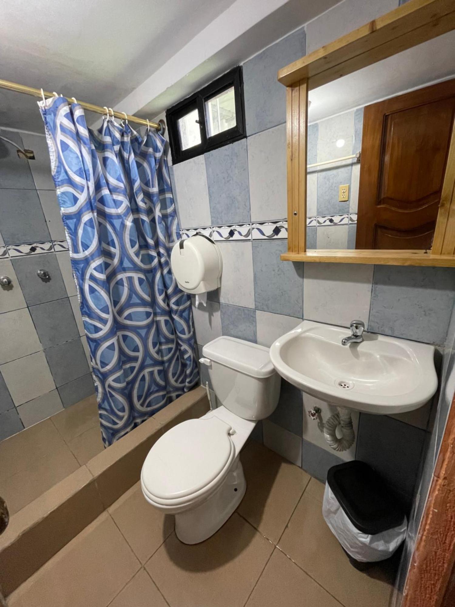 Casa De Huespedes "Darling" Hotel Пуерто Бакерисо Морено Екстериор снимка